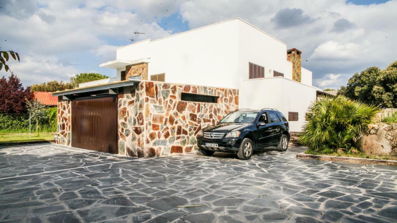 Villa La Roca Madrid